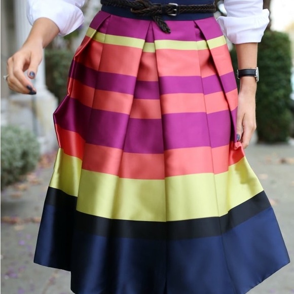 Anthropologie Dresses & Skirts - Anthropologie midi colorful skirt